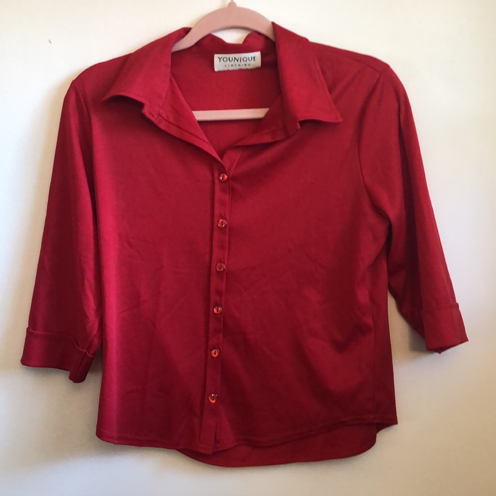 Red button down collar women’s top